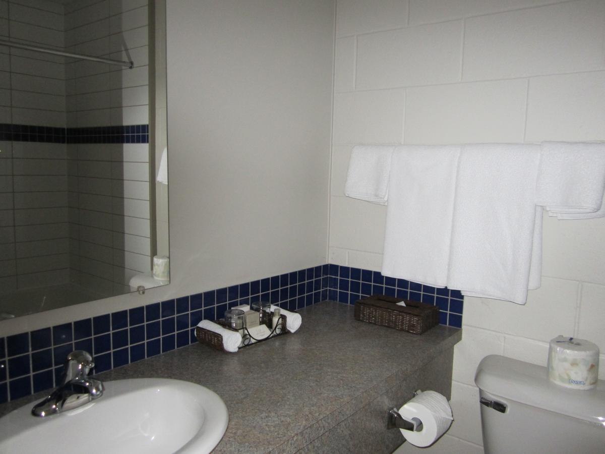 בלו ריבר Saddle Mountain Lodge מראה חיצוני תמונה