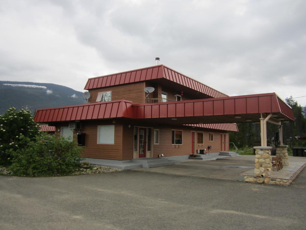 בלו ריבר Saddle Mountain Lodge מראה חיצוני תמונה